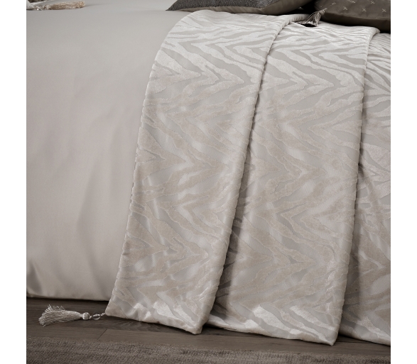 Zsa Zsa - Oyster Bedspread